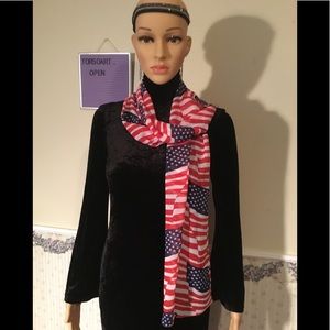 American flag USA 🇺🇸 RED, WHITE, BLUE SCARF